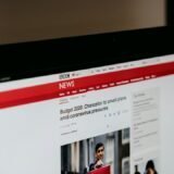 Photo news and relevant commercial offers