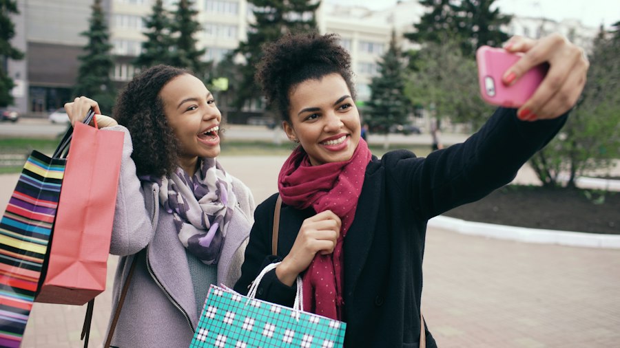 holiday shopping tips