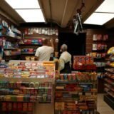 Photo buying from a new store